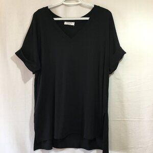 Zenana Black V-Neck Tee